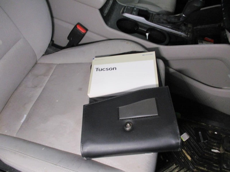 TUCSON 2018 Owners Manual 1889495