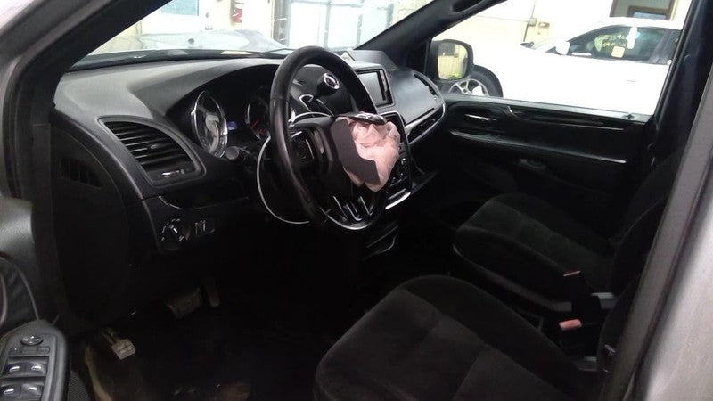 CARAVAN 2018 Third Seat Station Wagon Van 2039897