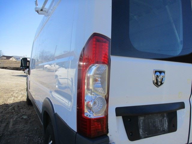 Driver Headlight Fits 14-22 PROMASTER 1500 VAN 1902803