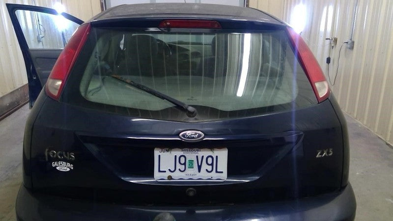 FOCUS 2003 Door Trim Panel Rear 2059536
