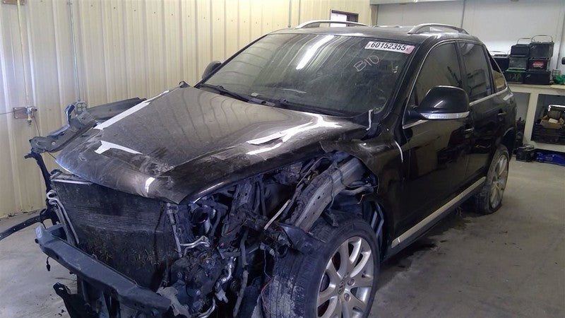 Volkswagen Touareg 2010 Headrest Used 8790