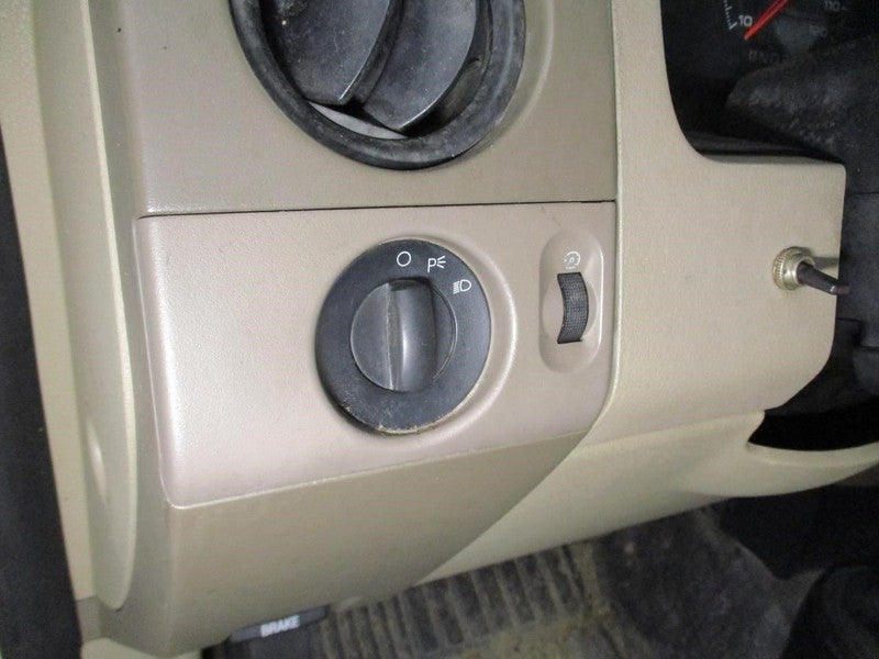 F150 2007 Dash/Interior/Seat Switch 1955612