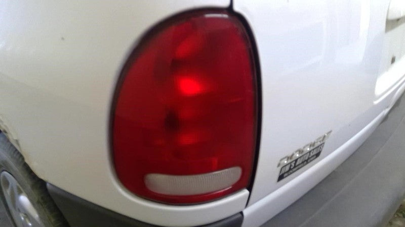 Driver Left Tail Light Fits 98-03 DURANGO 1886209