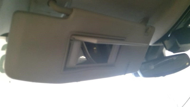 Driver Sun Visor Without Garage Door Opener Fits 21-25 GRAND CHEROKEE
