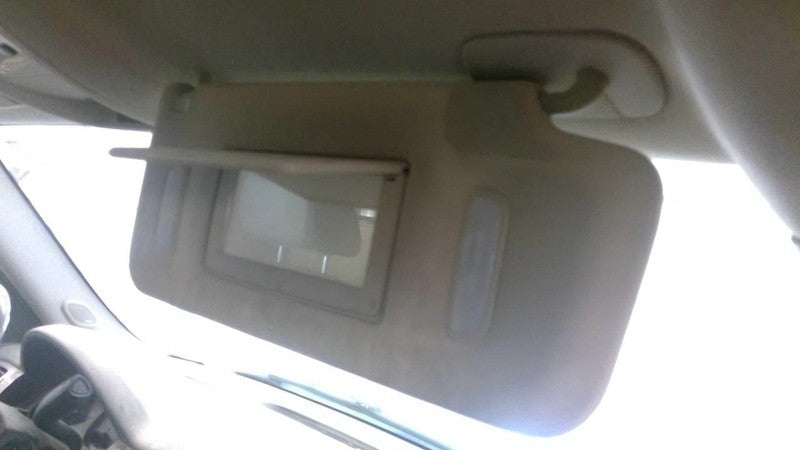 Passenger Right Sun Visor Illuminated Fits 07-14 ESCALADE 2020652