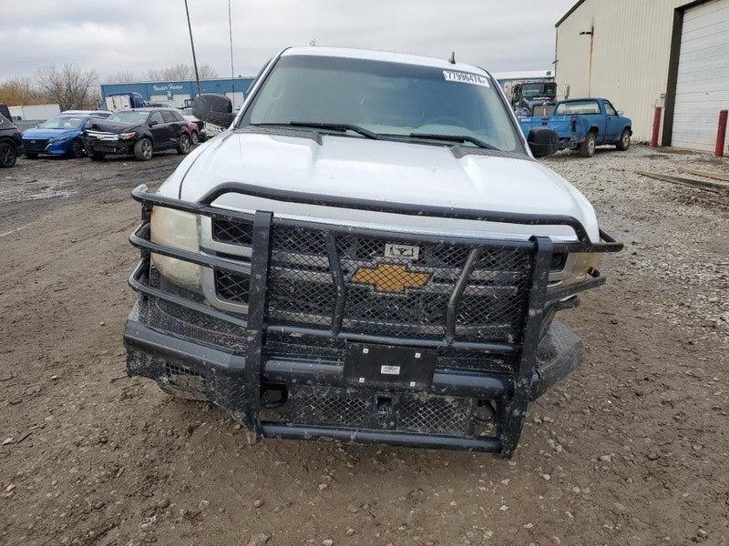 Chevrolet Silverado 2500 2013 Headrest Used 3803