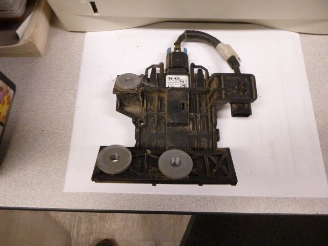 Driver Camera/Projector Radar Unit Behind Rear Bumper Fits 17-18 G90 1