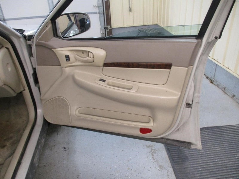 IMPALA 2003 Front Door Trim Panel 2027284