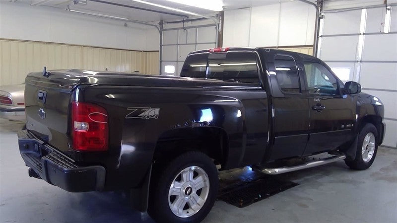 SILV15NEW 2007 Engine Cover 1632000