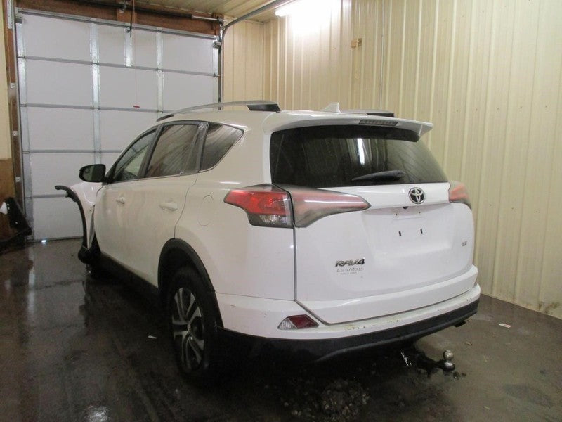 Passenger Tail Light Quarter Panel Mounted Without LED Fits 16-18 RAV4