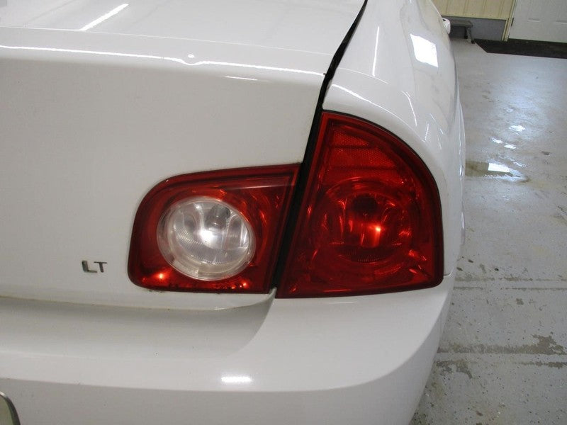 Passenger Tail Light Quarter Panel Mounted Red Lens Fits 08-12 MALIBU