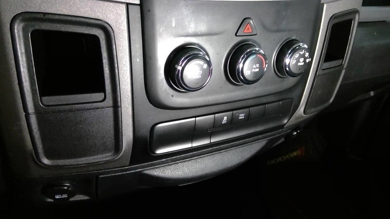 RAM1500 2013 Dash/Interior/Seat Switch 1920631