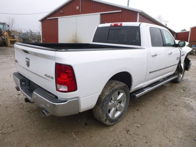 RAM1500 2016 Front Door Trim Panel 1618766