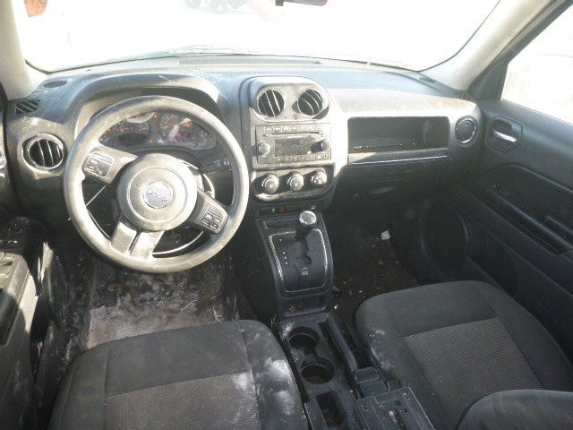 Passenger Right Tail Light Fits 08-17 PATRIOT 1551435