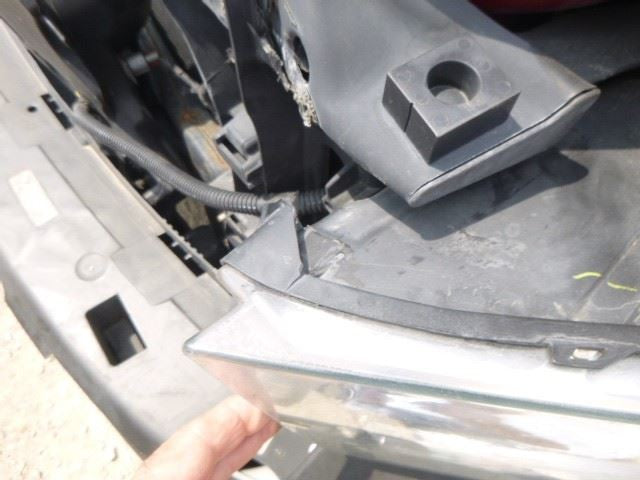 Console Front Floor Bucket Seats Fits 10-12 DODGE 2500 PICKUP 1618751