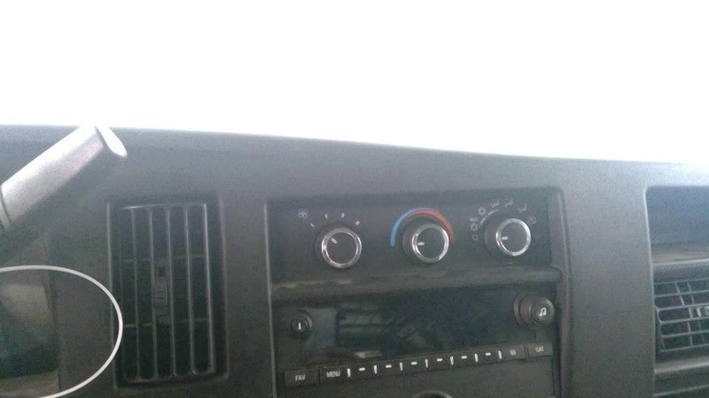 Temperature Control Dash Mounted With AC Fits 08-24 EXPRESS 2500 VAN 1