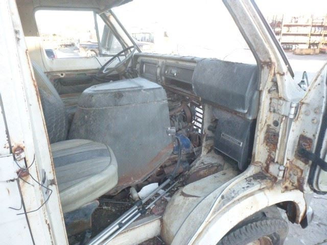 E300 1969 Dash/Interior/Seat Switch 1732371