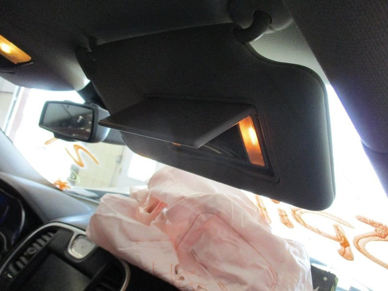 Passenger Sun Visor Without Sunroof Fits 15-23 300 1664771