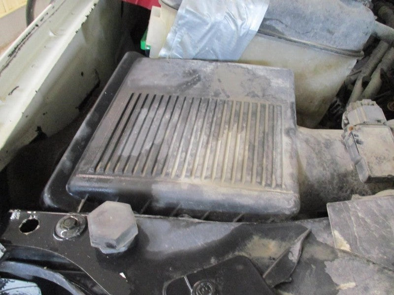 YUKON 2010 Seat Belt Rear 2002167