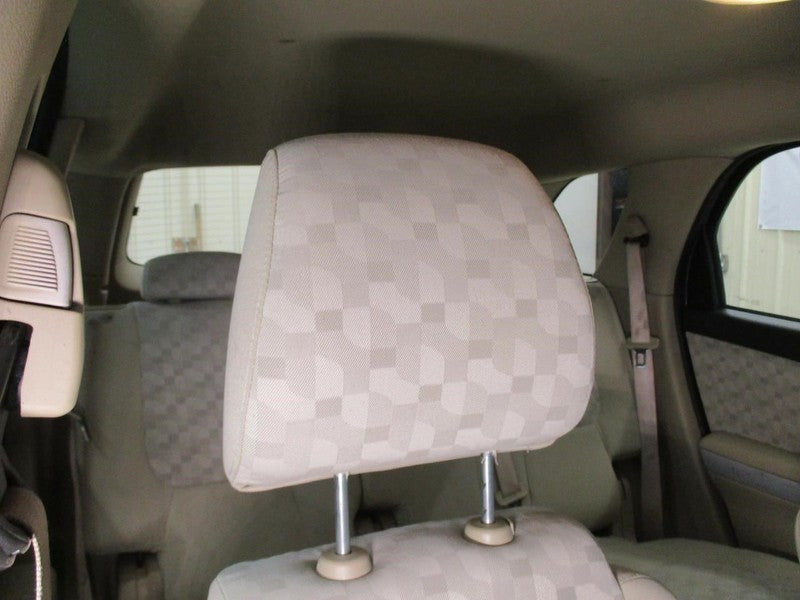 Chevrolet Equinox 2007 Headrest Used 3247