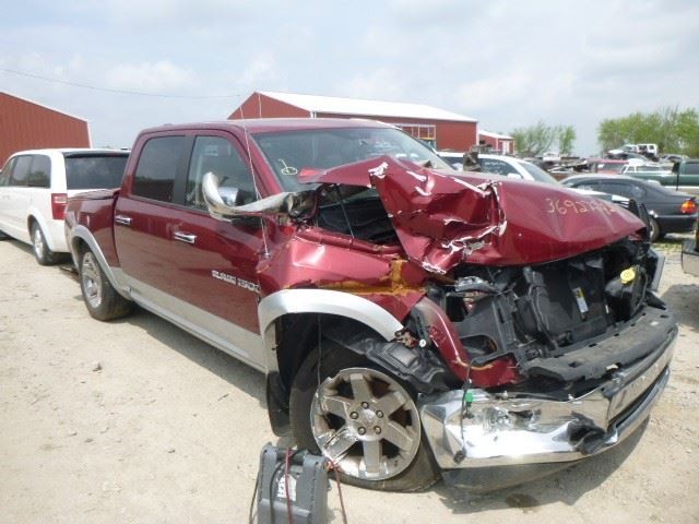 Console Front Floor Bucket Seats Fits 10-12 DODGE 2500 PICKUP 1618751