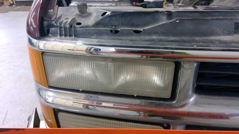 Passenger Headlight Composite Fits 90-02 CHEVROLET 3500 PICKUP 1793227