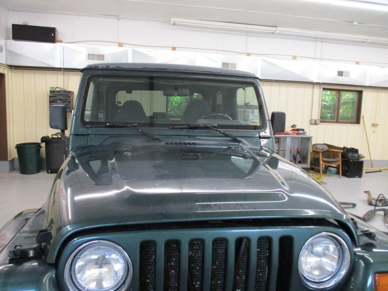 Driver Left Headlight Sealed Beam Fits 97-06 WRANGLER 1683547