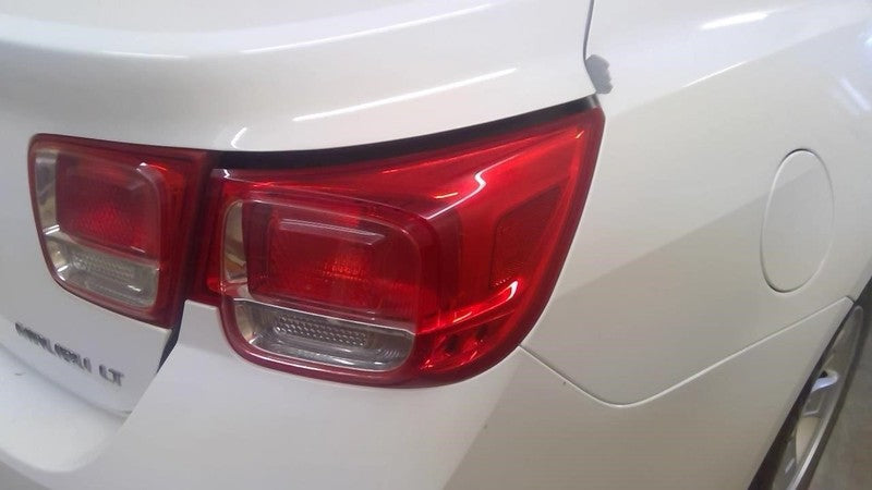 Passenger Tail Light VIN 1 4th Digit Limited LS Fits 13-16 MALIBU 2016