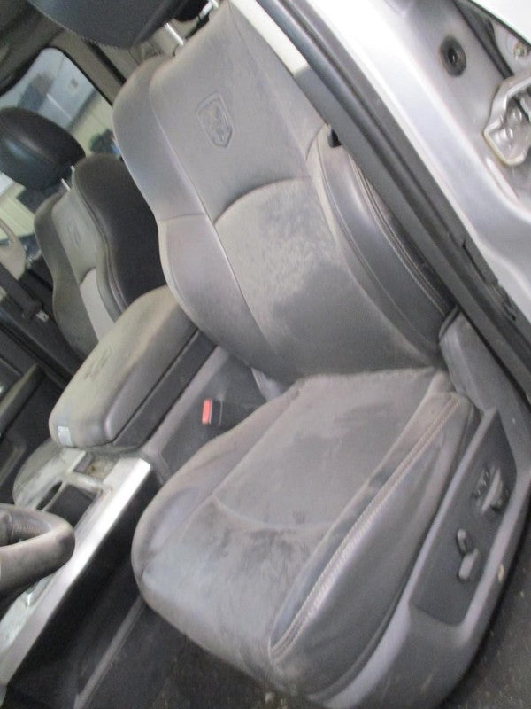 Driver Front Seat Bench 40/20/40 Split Fits 10-16 DODGE 2500 PICKUP 20