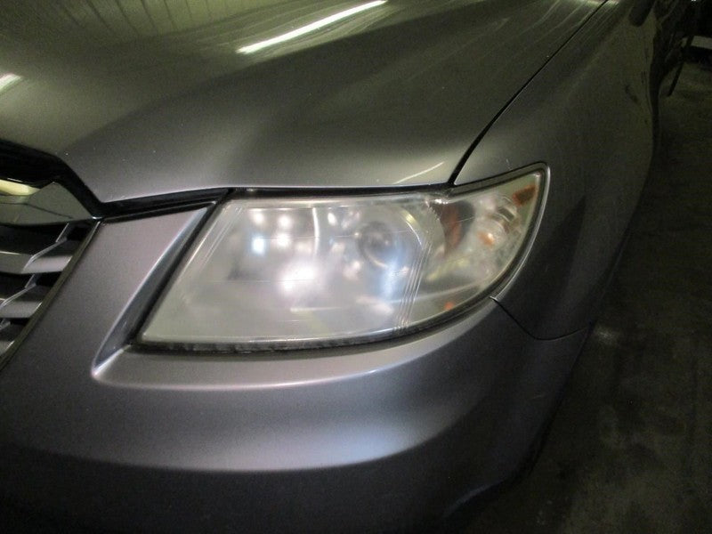 Driver Headlight Canada Market Base Halogen Fits 08-14 TRIBECA 2017649