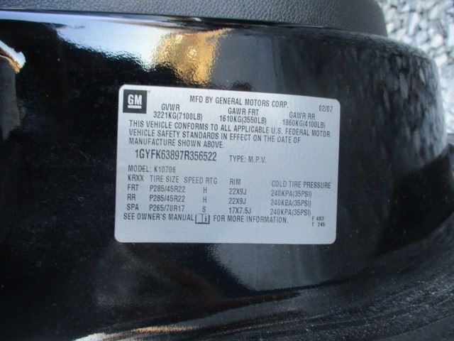 Driver Left Tail Light Quarter Mounted Fits 07-14 ESCALADE 1588941