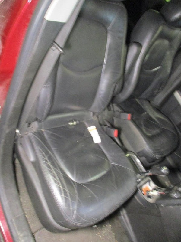 Passenger Front Seat Bucket Leather Manual Fits 06-09 HHR 1942309