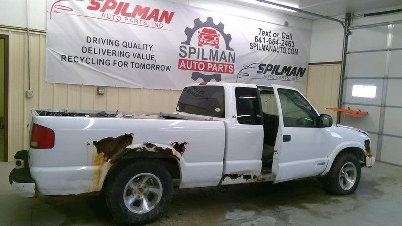 AC Condenser Fits 95-05 BLAZER S10/JIMMY S15 2035828