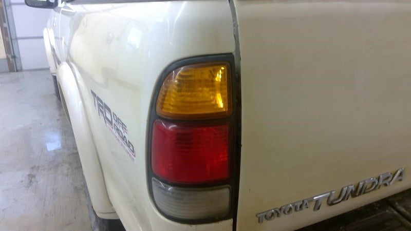 TUNDRA 2003 Exhaust 2018352