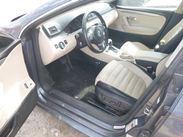 Passenger Right Headlight Halogen Fits 09-12 CC 1565979