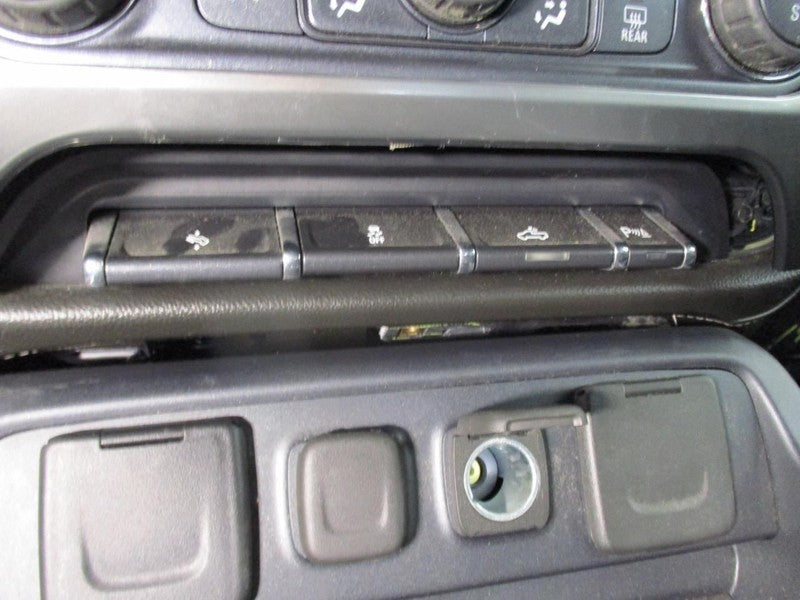 SILVRDO15 2017 Dash/Interior/Seat Switch 1852048