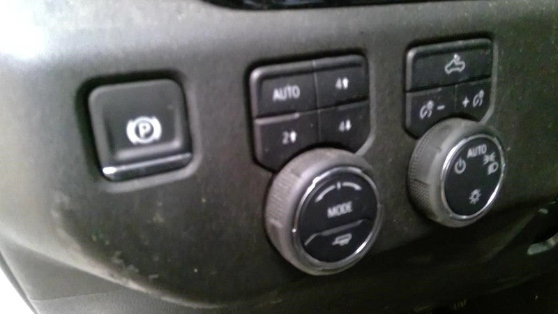 SILVRDO15 2025 Dash/Interior/Seat Switch 1910839