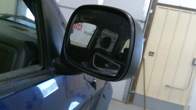 RAM1500 2004 Front Door Trim Panel 2033027