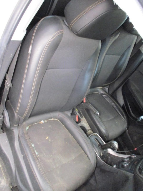 Passenger Front Seat Manual Cloth And Leather Fits 15-22 TRAX 1873602