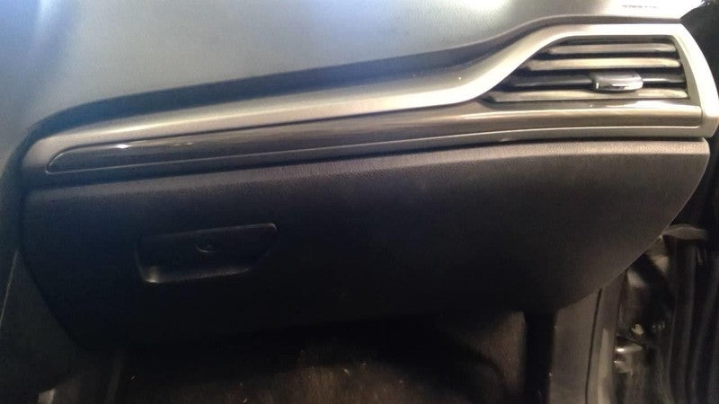 FUSION 2019 Glove Box 1904288