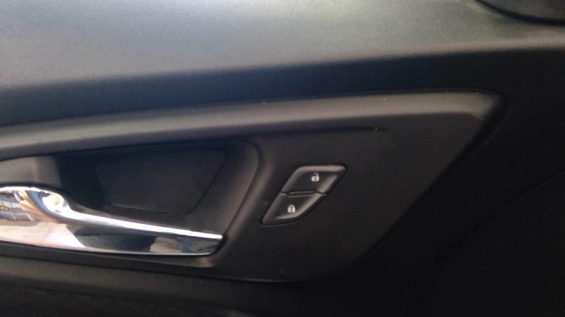 Driver Front Door Switch Driver's Lock Fits 16-25 MALIBU 1869671