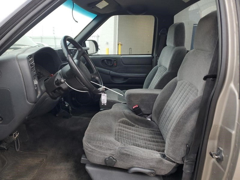 Driver Front Knee Opt Z85 Fits 98-03 S10/S15/SONOMA 1909921