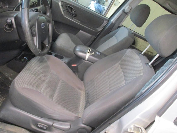 Ford Escape 2001-2004 Front Seat YL8Z7861019EA Used 5392