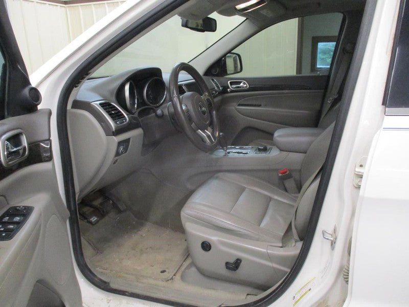 Seat Belt Front Bucket Seat Driver Fits 11-13 16-17 GRAND CHEROKEE 193
