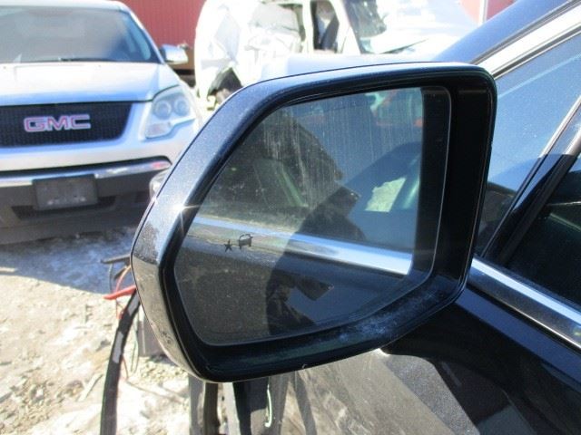 Audio Equipment Radio Control Panel Includes Display Fits 17 XT5 14704