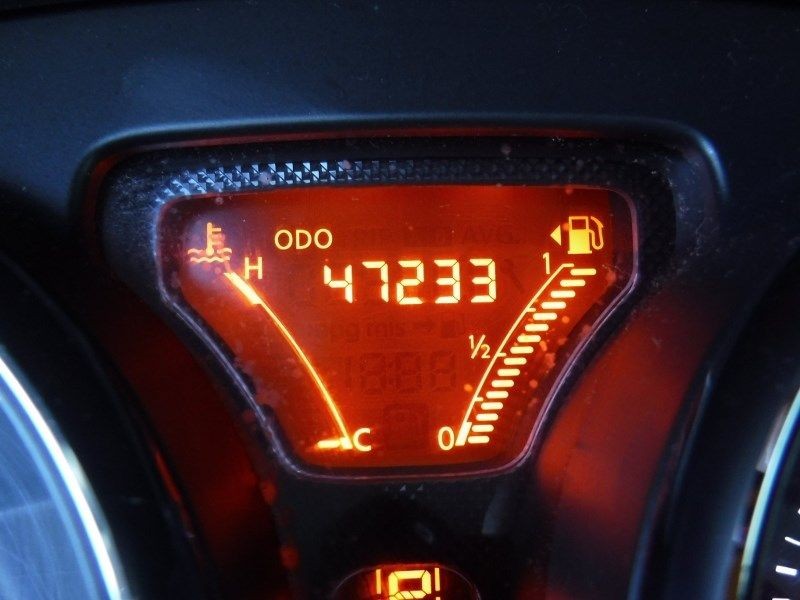 Grille Sedan Upper Sl Black And Chrome Fits 12-14 VERSA 1088526