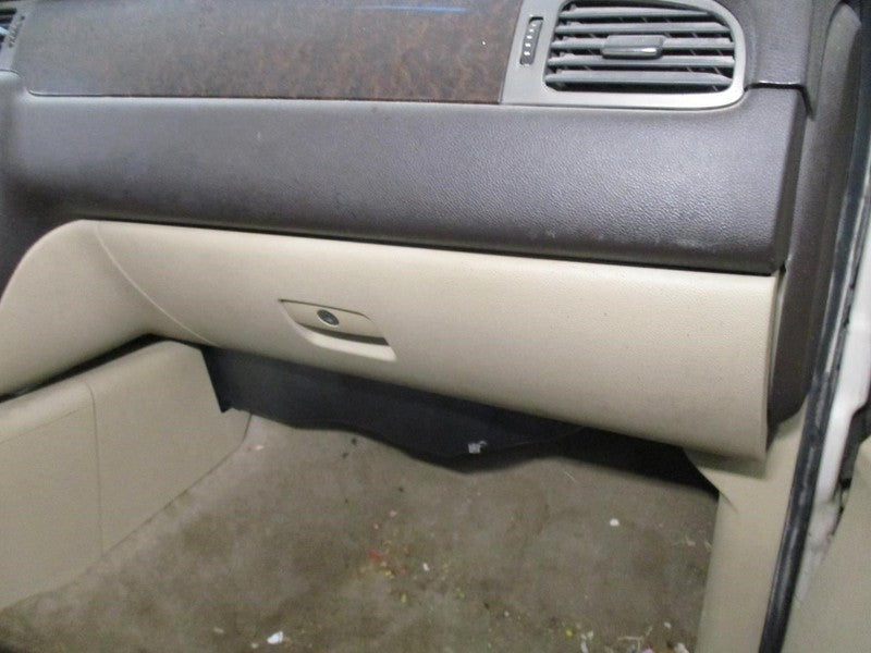 YUKON 2010 Glove Box 2002184