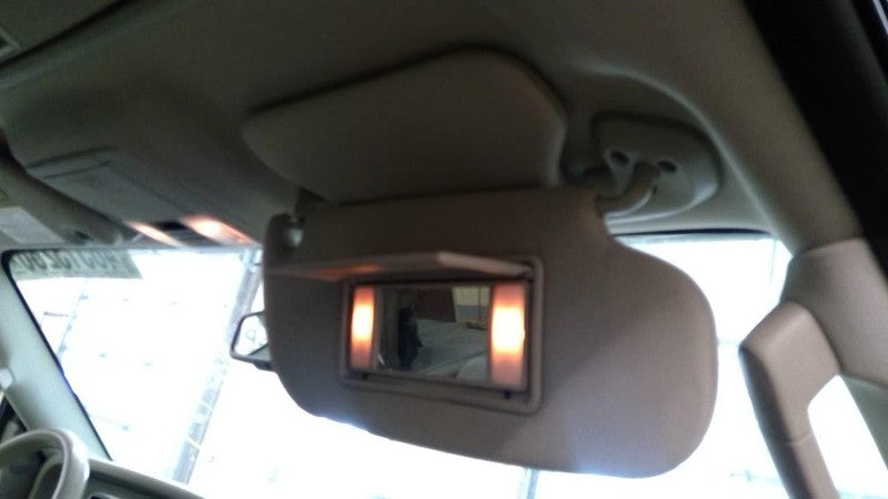 Passenger Right Sun Visor Illuminated Fits 09-14 NAVIGATOR 1911750