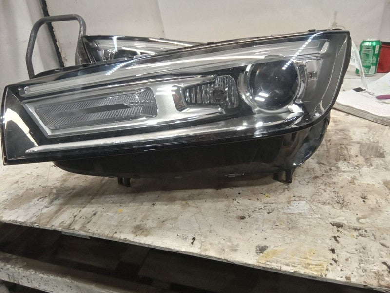 Driver Left Headlight Xenon Fits 18-20 AUDI Q5 1920156