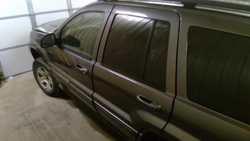 Driver Left Tail Light Thru 11/11/01 Fits 99-02 GRAND CHEROKEE 1728039